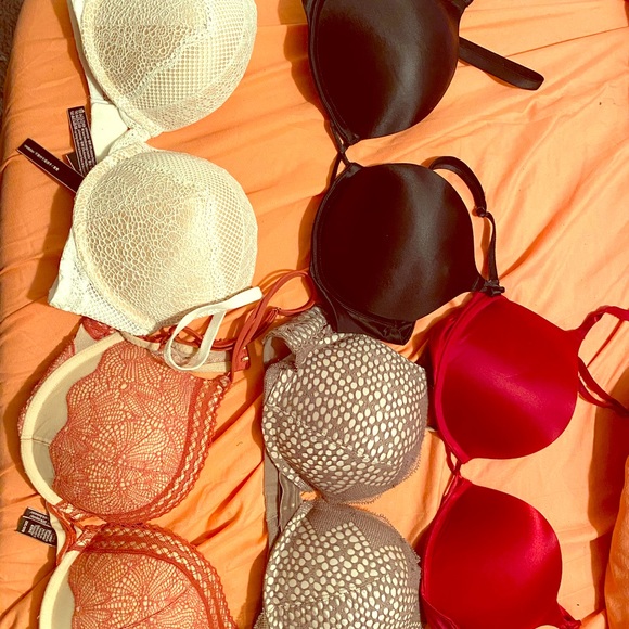 Bras - Picture 1 of 1